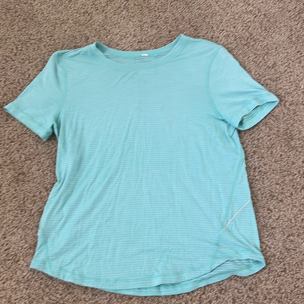 Lululemon Mint Green T-Shirt